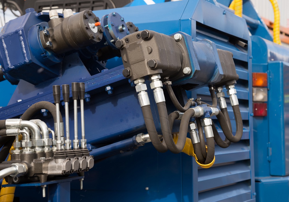 Hydraulic pumps are used in which industry?